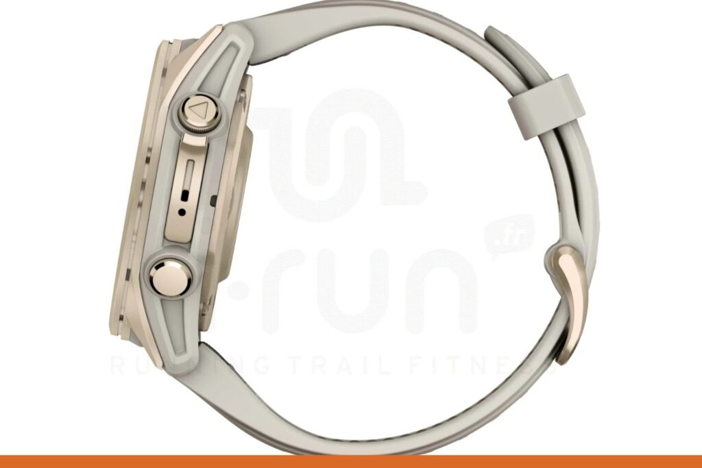 Garmin Fenix 8 AMOLED coté