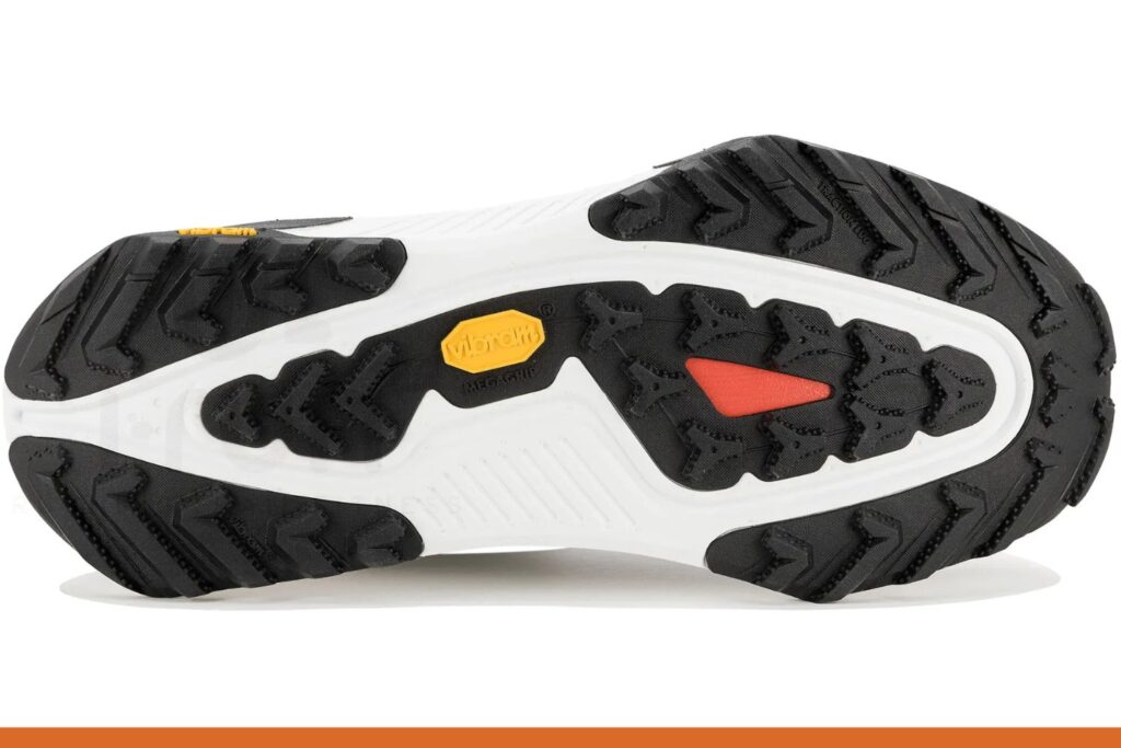 Nike ACG Zegama semelle noire