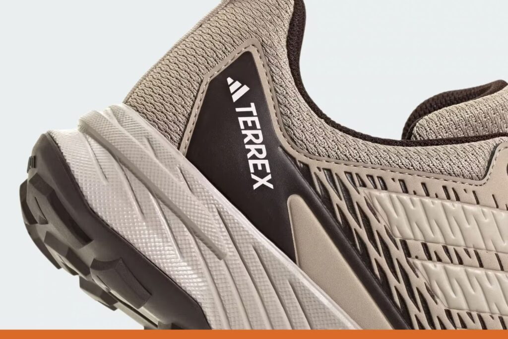 Adidas Tracefinder mesh