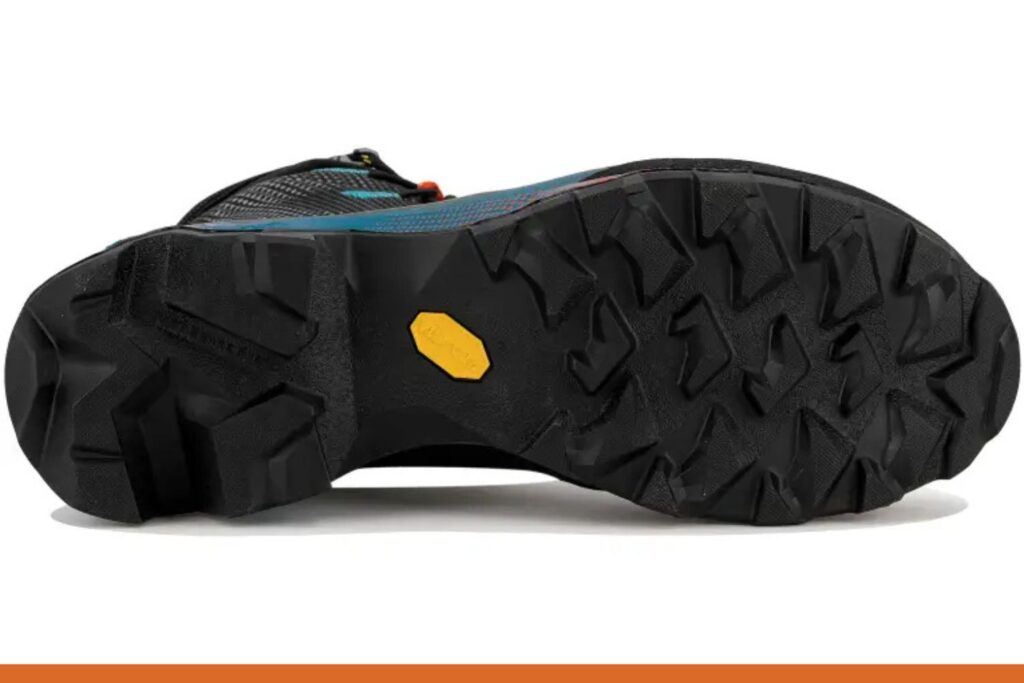 La Sportiva Aequilibrium Hike Gore-Tex semelle