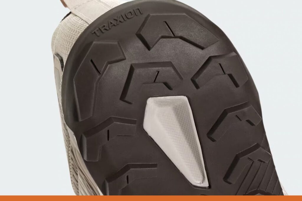 Adidas Tracefinder semelle